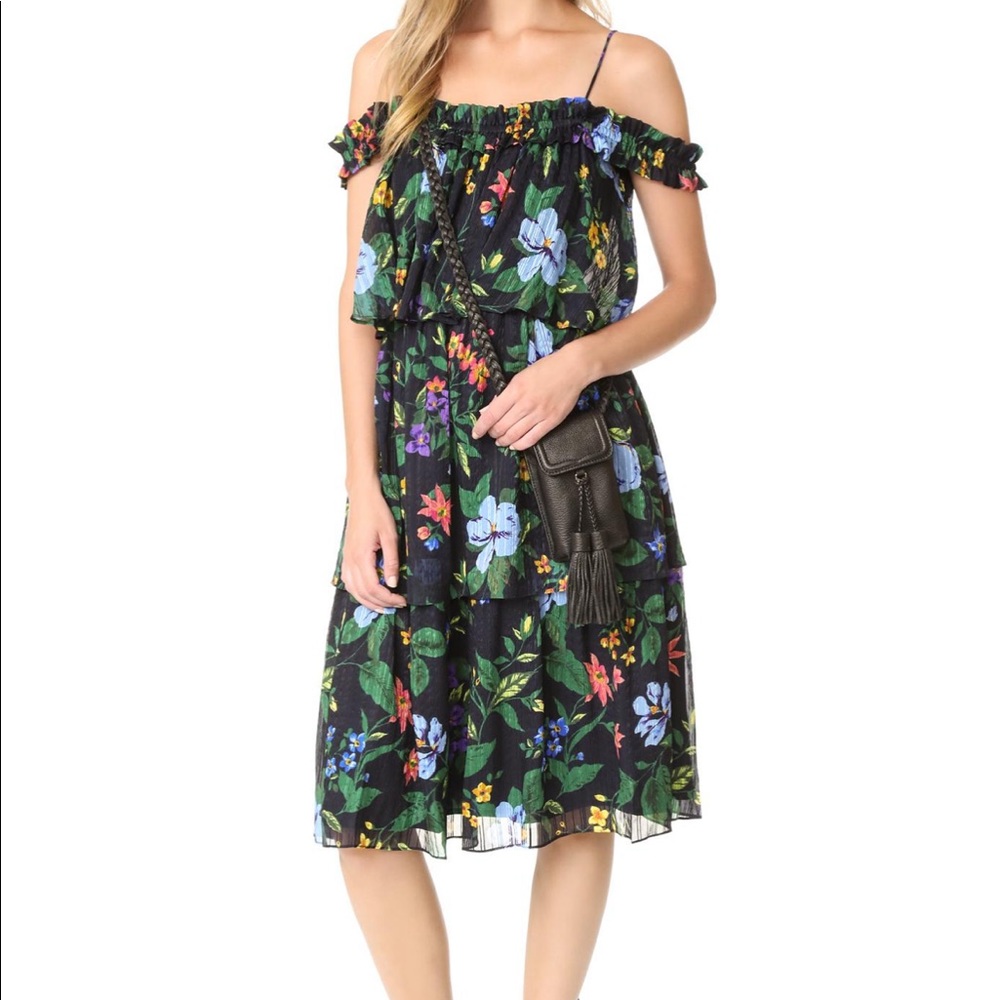 CLUB MONACO
Lonti Silk Dress In Navy